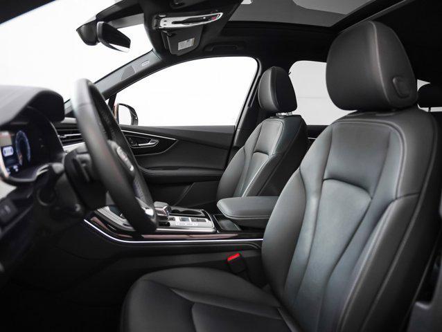 used 2025 Audi Q7 car, priced at $57,900