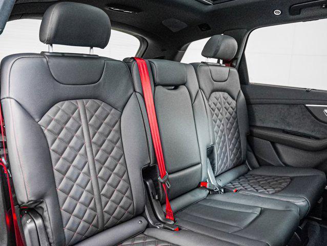 new 2026 Audi Q7 car, priced at $86,035