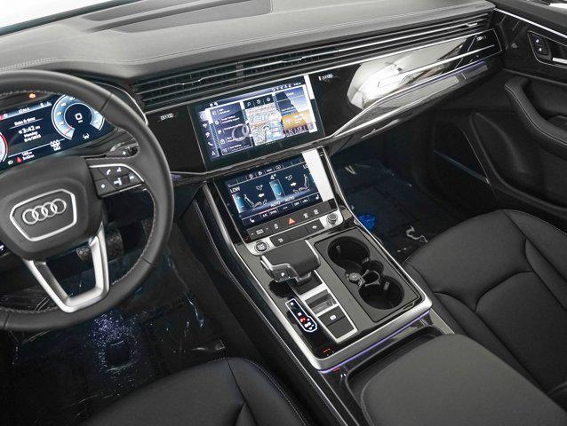 new 2025 Audi Q7 car, priced at $72,970