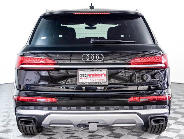 new 2025 Audi Q7 car, priced at $72,970