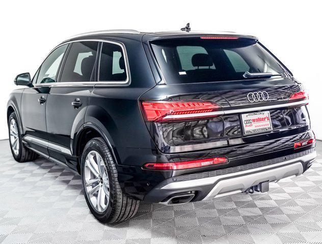 new 2025 Audi Q7 car, priced at $72,970