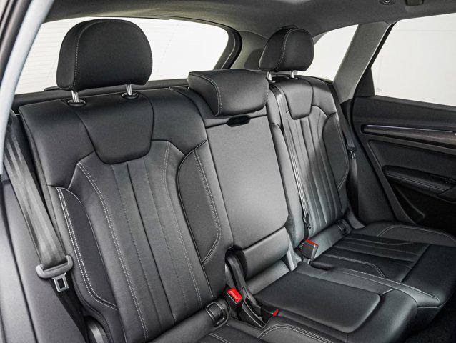 new 2025 Audi Q5 car, priced at $66,985