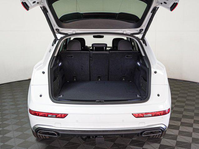 new 2025 Audi Q5 car, priced at $66,985