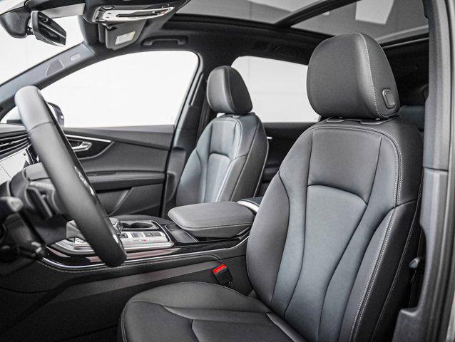new 2025 Audi Q7 car, priced at $68,310