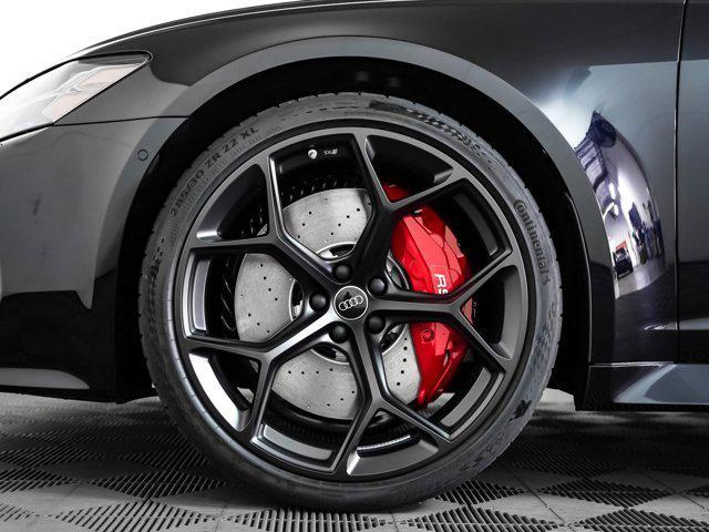 new 2025 Audi RS 6 Avant car, priced at $146,740