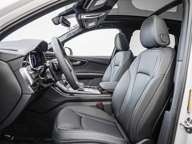 new 2025 Audi Q7 car, priced at $64,675
