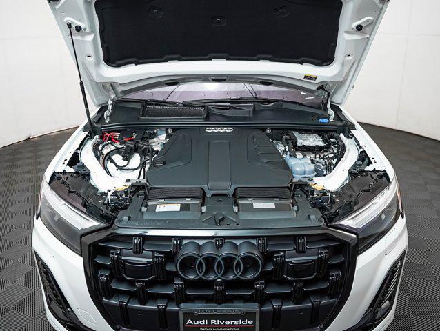 new 2025 Audi Q7 car, priced at $64,675