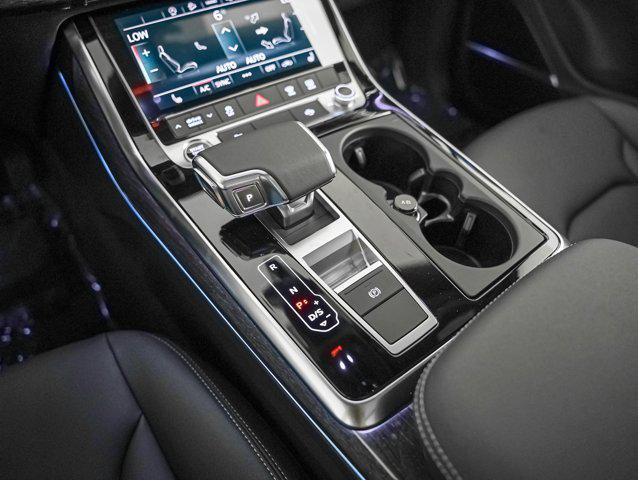 new 2025 Audi Q7 car, priced at $64,675