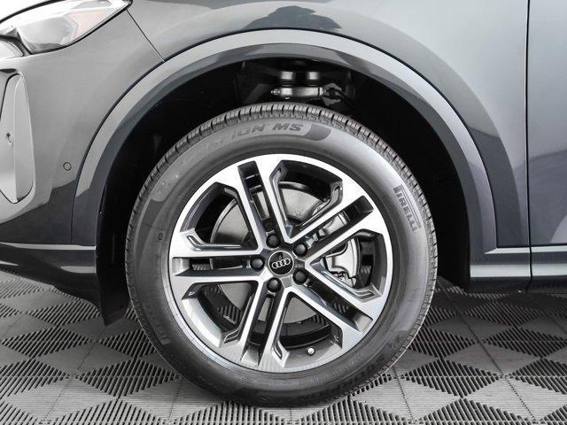 new 2025 Audi Q5 car, priced at $57,625