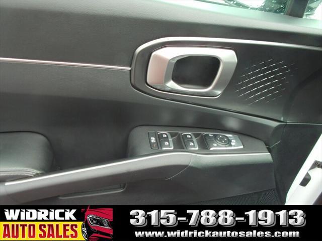 used 2021 Kia Sorento car, priced at $23,999