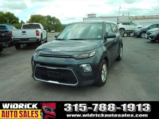 used 2022 Kia Soul car, priced at $16,999