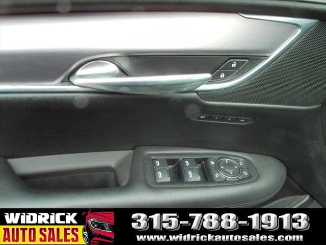 used 2019 Cadillac XT5 car, priced at $19,999
