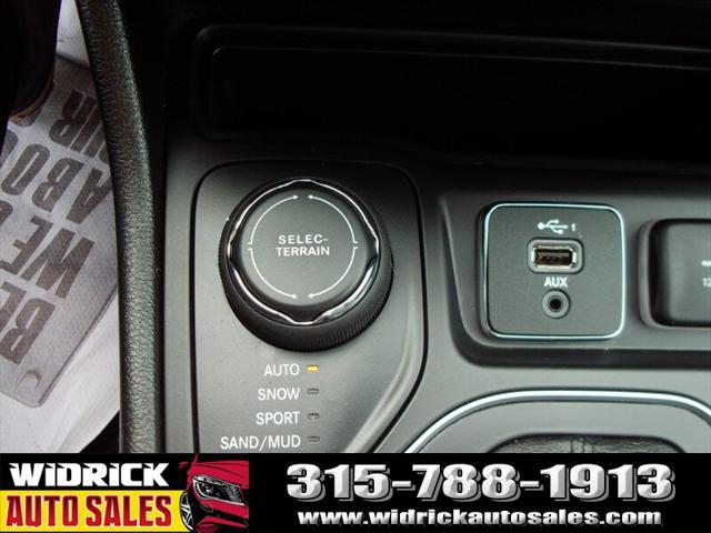 used 2021 Jeep Cherokee car, priced at $23,599