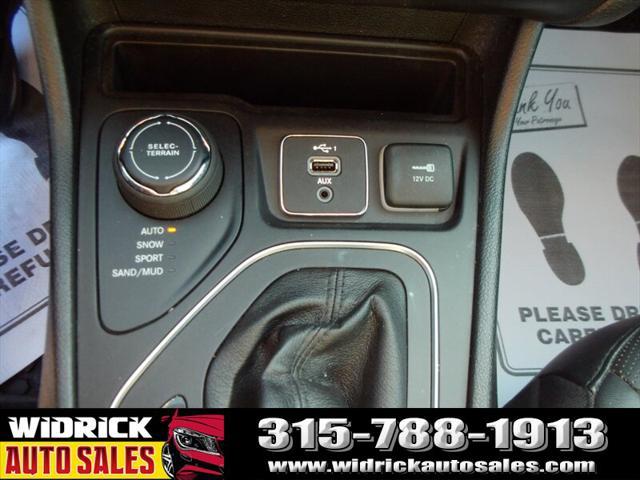 used 2021 Jeep Cherokee car, priced at $20,999