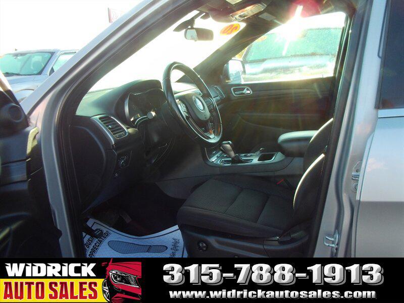 used 2020 Jeep Grand Cherokee car, priced at $22,999