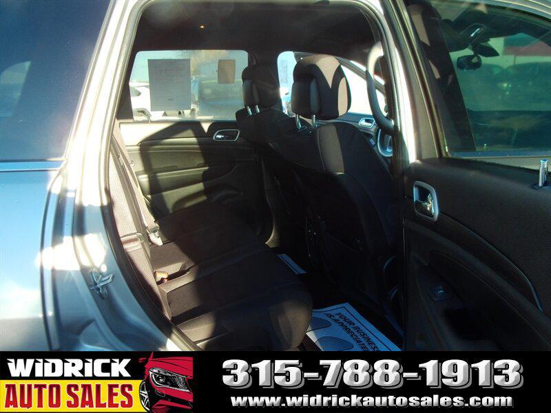 used 2020 Jeep Grand Cherokee car, priced at $22,999