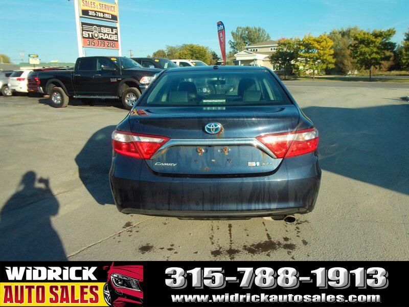 used 2017 Toyota Camry Hybrid car, priced at $12,998