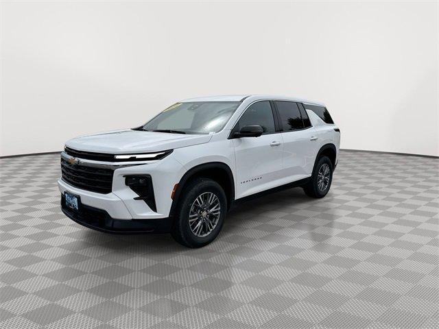 used 2024 Chevrolet Traverse car, priced at $36,899