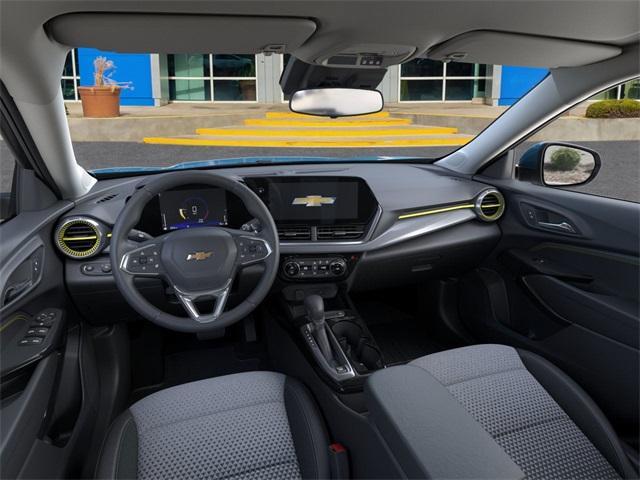 new 2025 Chevrolet Trax car, priced at $23,525