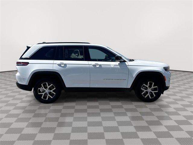 used 2024 Jeep Grand Cherokee car, priced at $37,397