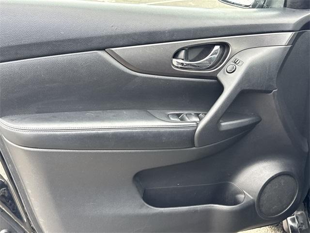 used 2016 Nissan Rogue car, priced at $13,699