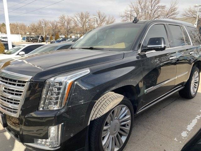 used 2017 Cadillac Escalade car, priced at $39,998