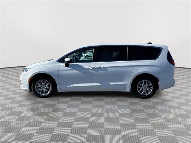 used 2023 Chrysler Pacifica car, priced at $26,098