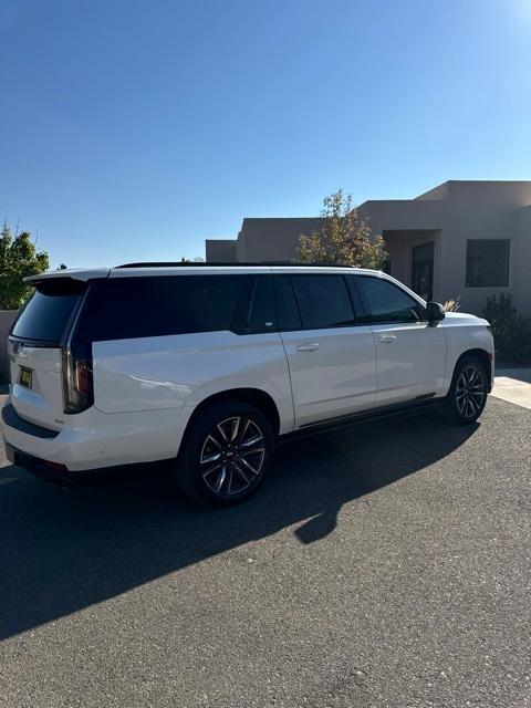 used 2022 Cadillac Escalade ESV car, priced at $84,798