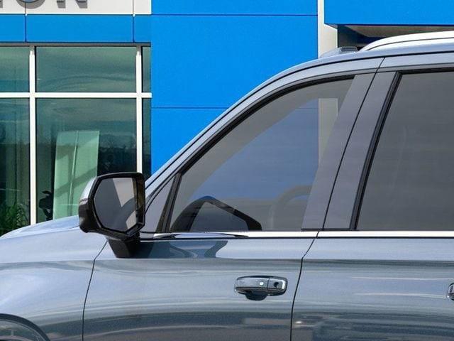 new 2025 Chevrolet Suburban car, priced at $78,695