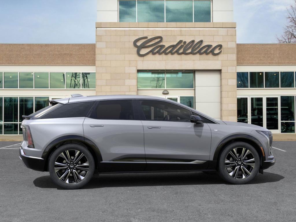 new 2025 Cadillac OPTIQ car, priced at $59,495