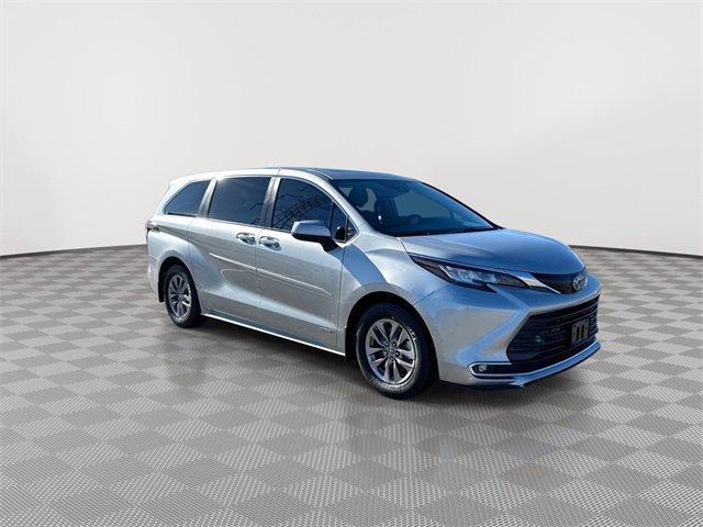 used 2021 Toyota Sienna car, priced at $39,298