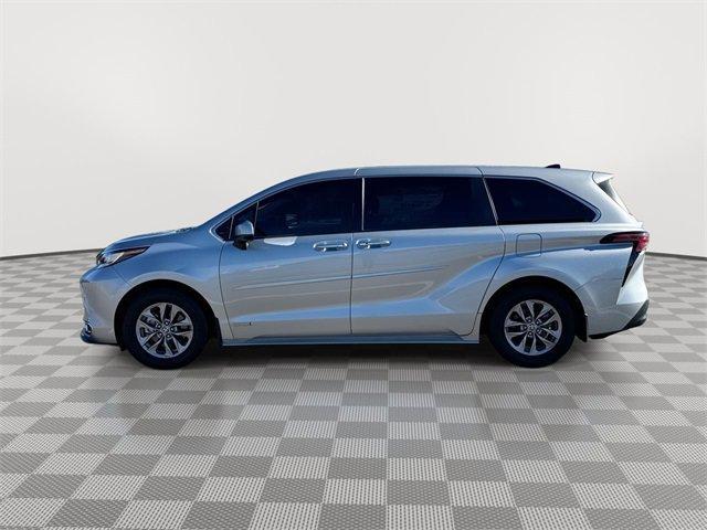 used 2021 Toyota Sienna car, priced at $39,298