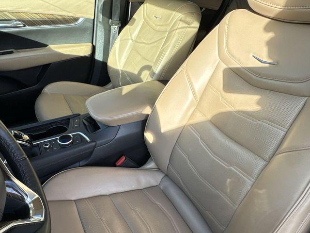 used 2022 Cadillac XT6 car, priced at $32,897