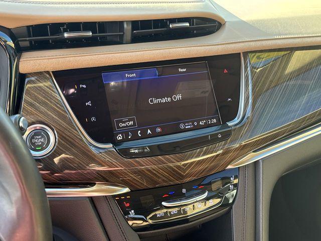 used 2022 Cadillac XT6 car, priced at $32,897