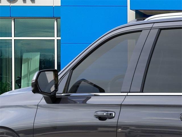 new 2025 Chevrolet Suburban car, priced at $82,290