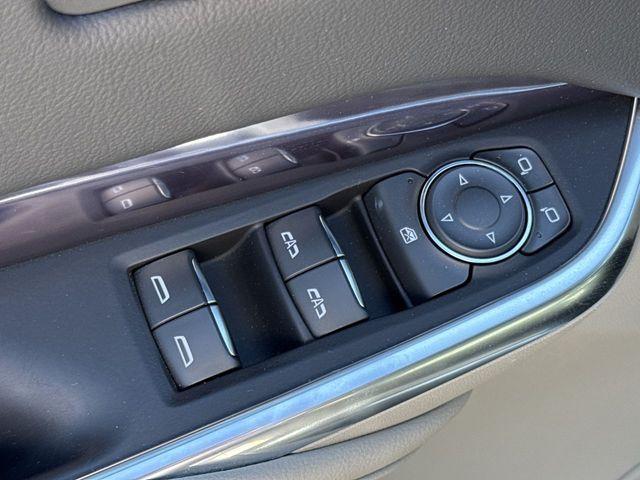 used 2023 Cadillac XT4 car, priced at $28,070