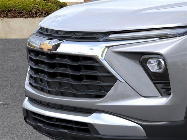 new 2025 Chevrolet TrailBlazer car, priced at $28,485