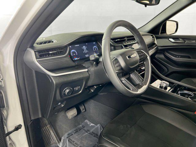 used 2023 Jeep Grand Cherokee car, priced at $35,489