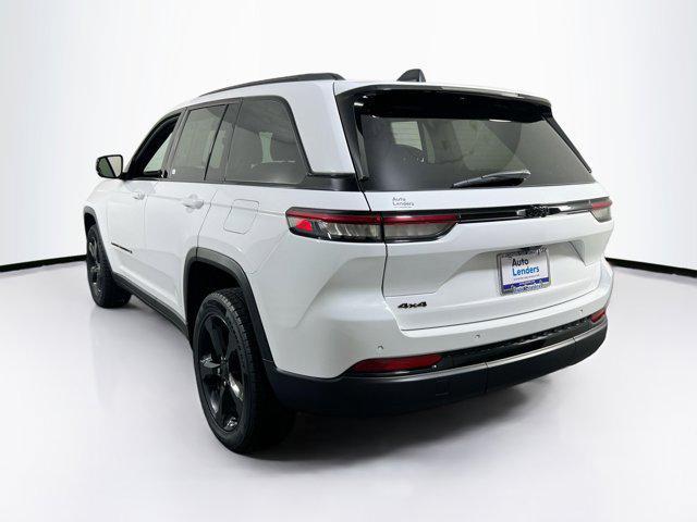 used 2023 Jeep Grand Cherokee car, priced at $35,489