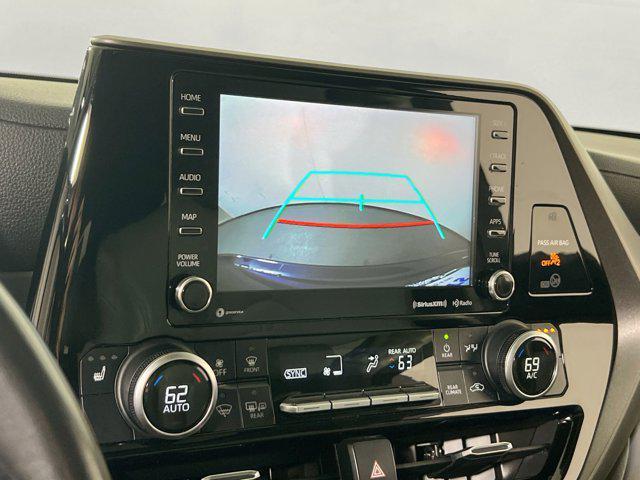 used 2020 Toyota Highlander car, priced at $27,126