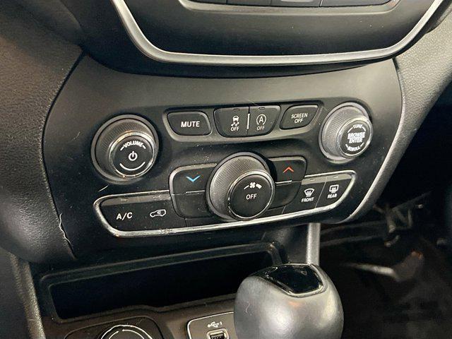 used 2020 Jeep Cherokee car, priced at $19,995