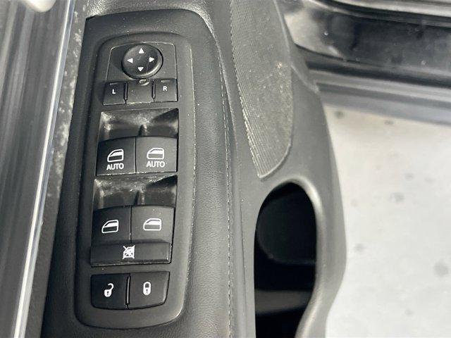 used 2022 Jeep Grand Cherokee car, priced at $28,559