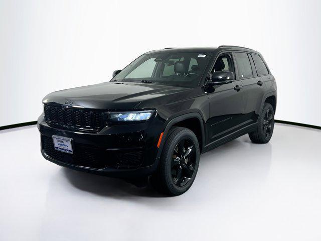 used 2022 Jeep Grand Cherokee car, priced at $29,641