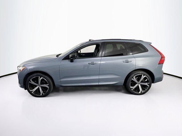 used 2022 Volvo XC60 car, priced at $38,852
