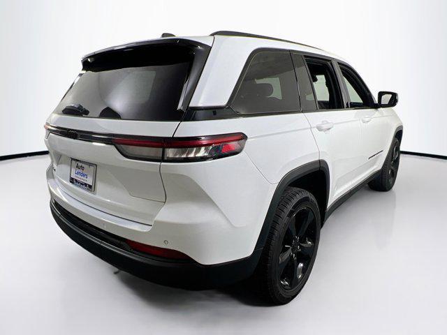 used 2023 Jeep Grand Cherokee car, priced at $34,324