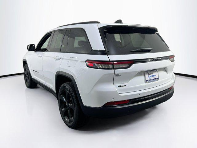 used 2023 Jeep Grand Cherokee car, priced at $34,324
