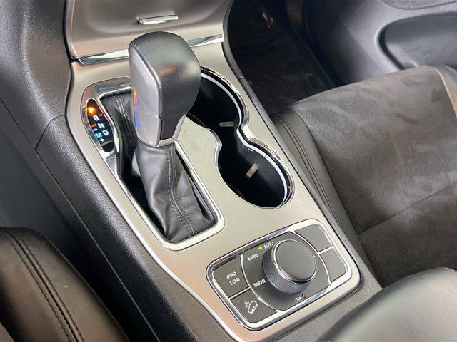 used 2022 Jeep Grand Cherokee car, priced at $28,960