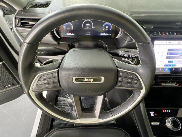 used 2022 Jeep Grand Cherokee car, priced at $33,256