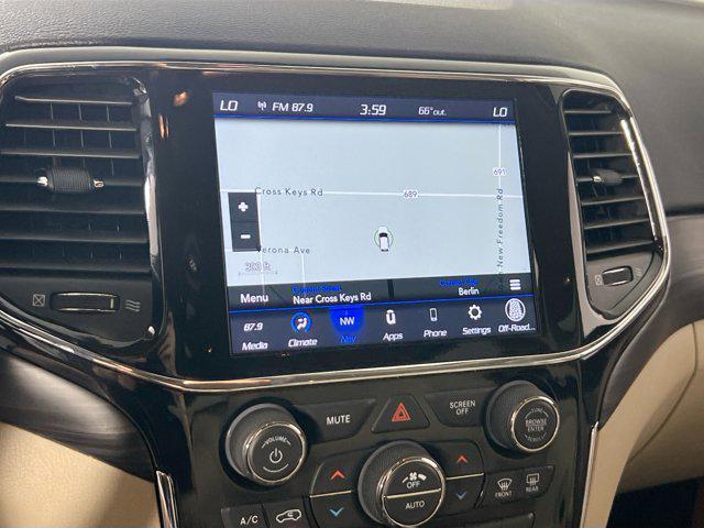 used 2022 Jeep Grand Cherokee car, priced at $25,695