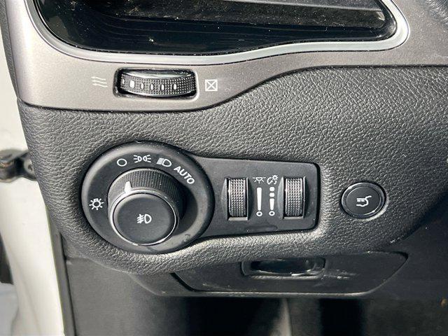 used 2022 Jeep Cherokee car, priced at $23,963